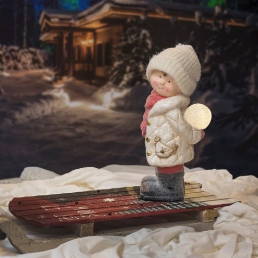 Julefigurer - Dreng med LED bold
