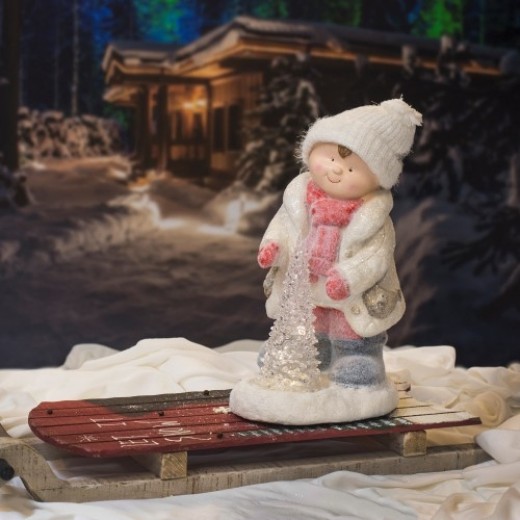 Julefigurer - Dreng med LED træ