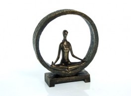 Yoga Dame I Cirkel