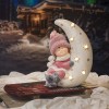Julefigurer - Pige krammer LED måne