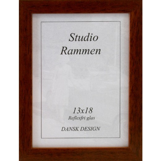 http://www.malericentralen.dk/media/catalog/product/1/3/1319brun_web.jpg