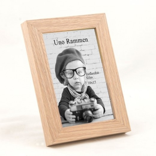 UNO Sort MDF rammer